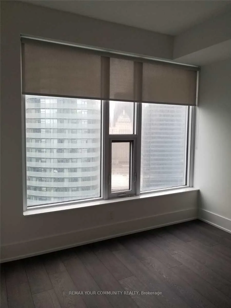 Photo 9 of Unit 3102, 10 York Street, Toronto, Waterfront Communities — HOMEH