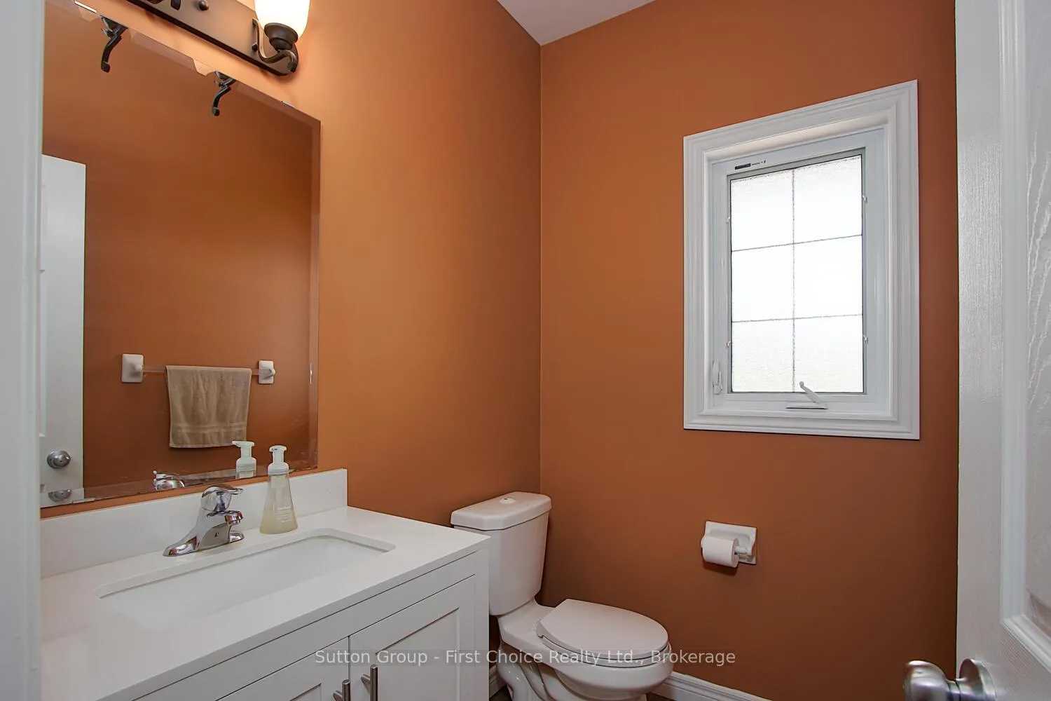 Photo 8 of 26 Brown Street, Stratford — HOMEH