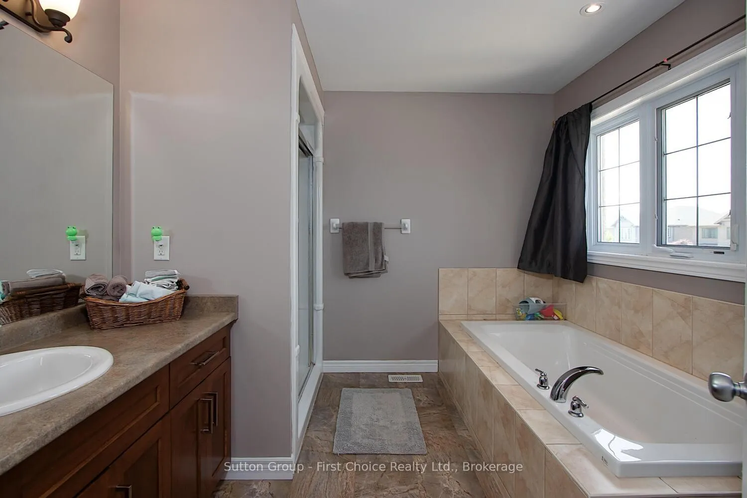 Photo 27 of 26 Brown Street, Stratford — HOMEH