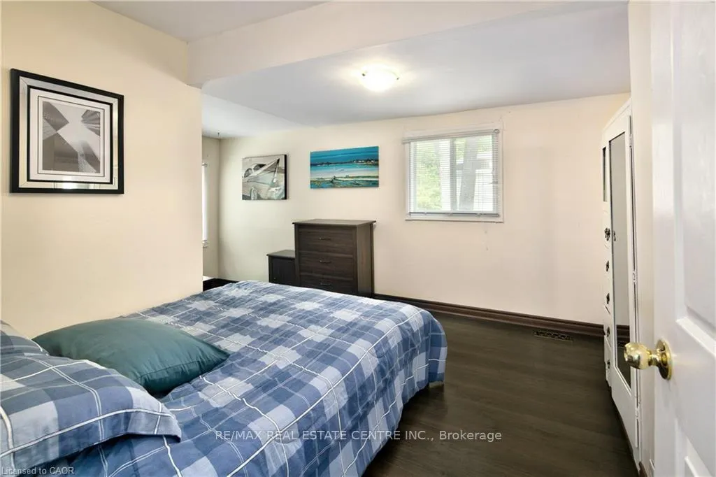 Photo 12 of 42 5th Lane, Wasaga Beach — HOMEH