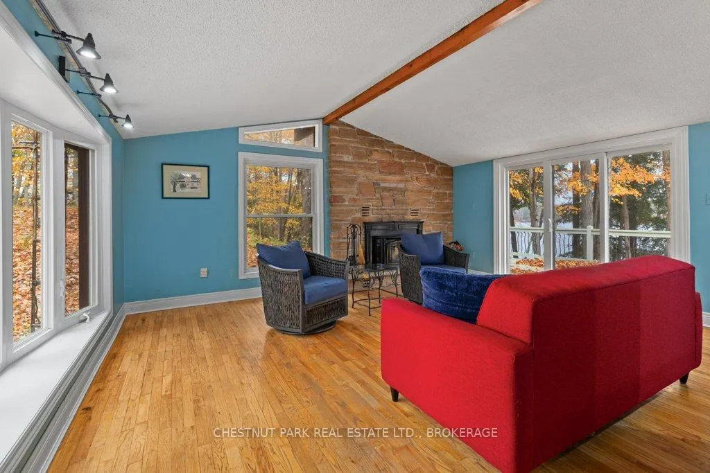 Photo 11 of 1190 Alamo Lane, Frontenac, Frontenac South — HOMEH