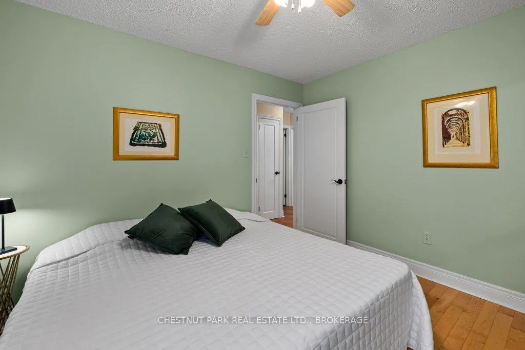 Photo 15 of 1190 Alamo Lane, Frontenac, Frontenac South — HOMEH