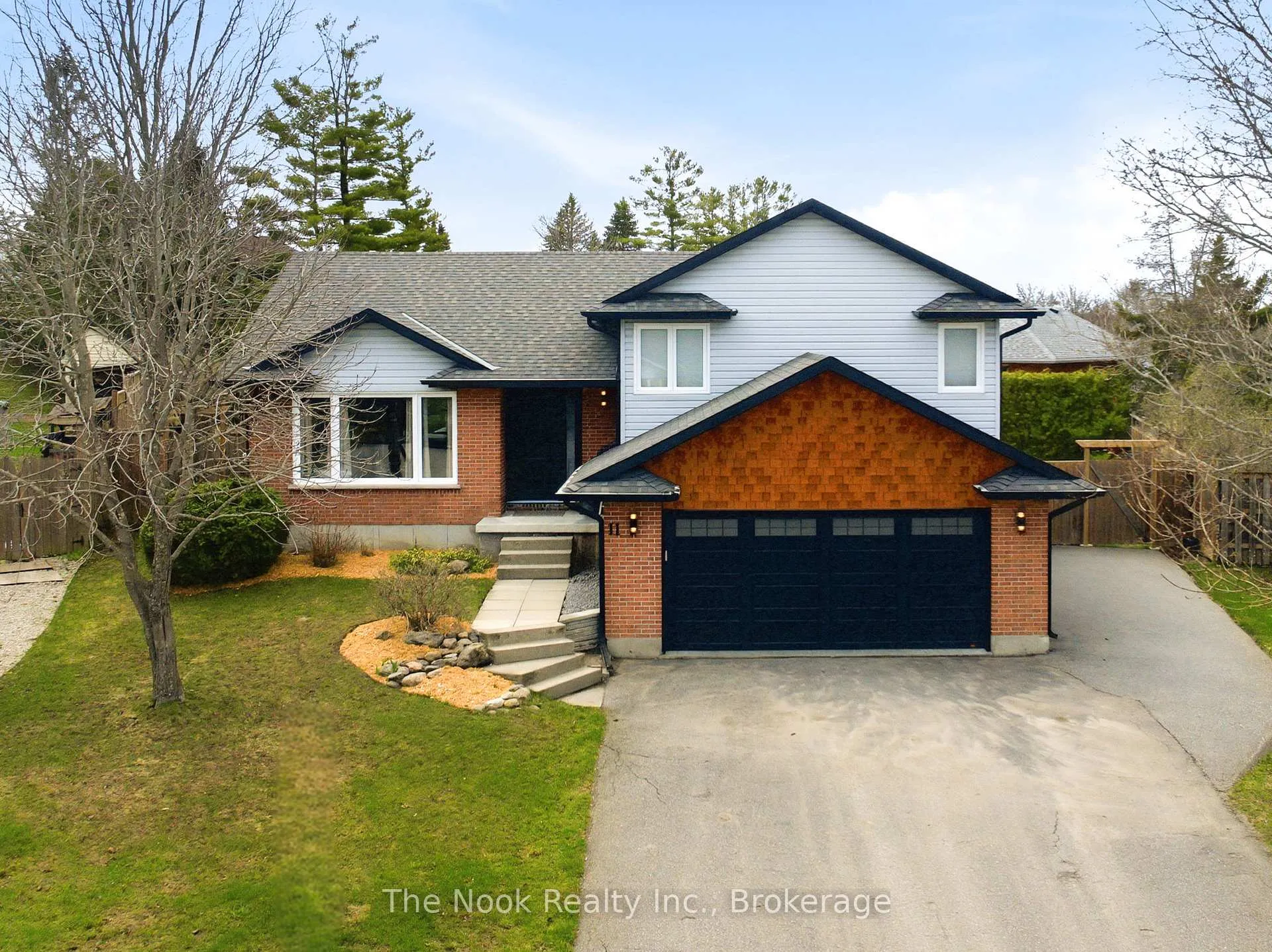 Photo 1 of 11 Lynn Crescent, Brock, Cannington — HOMEH