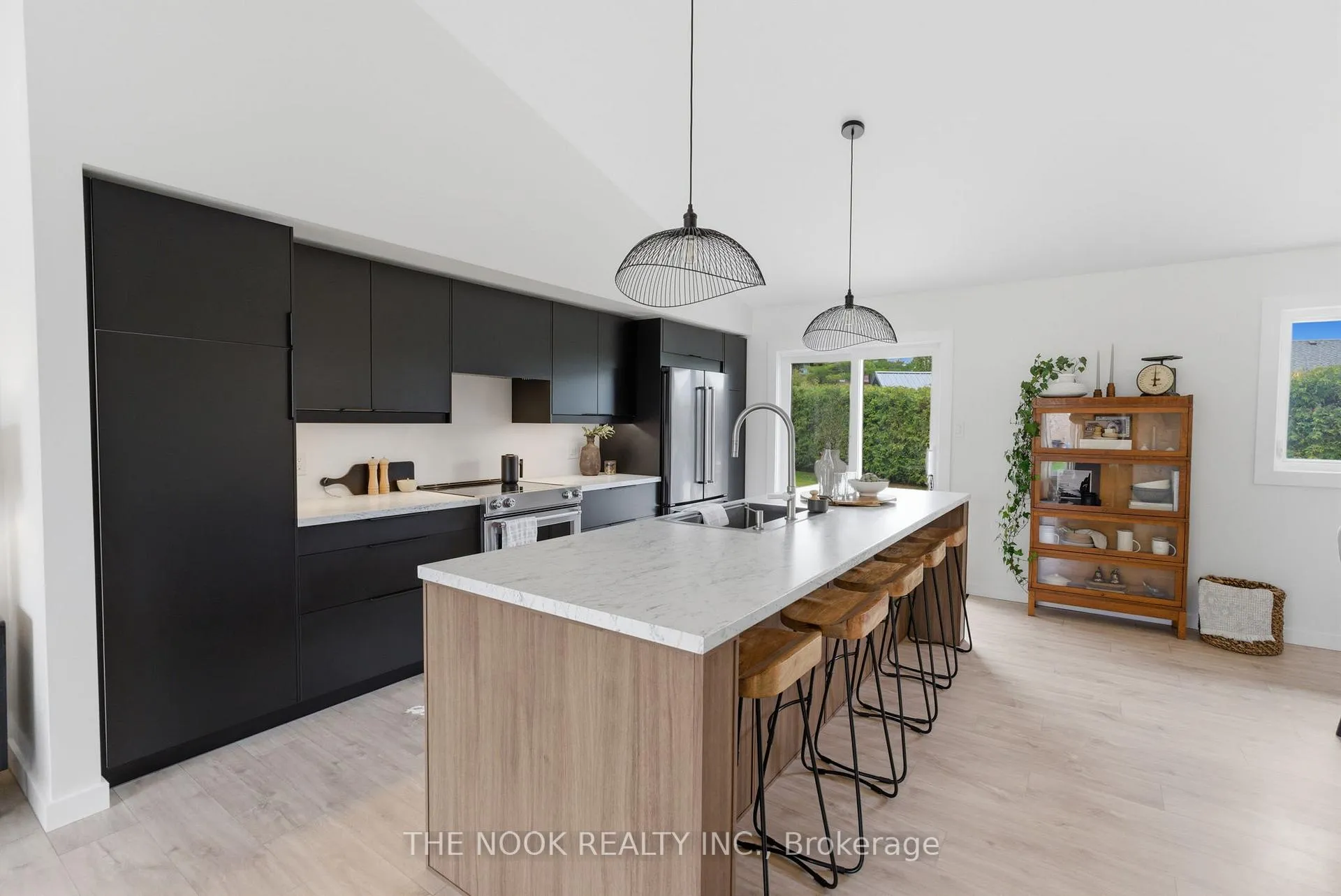 Photo 5 of 11 Lynn Crescent, Brock, Cannington — HOMEH