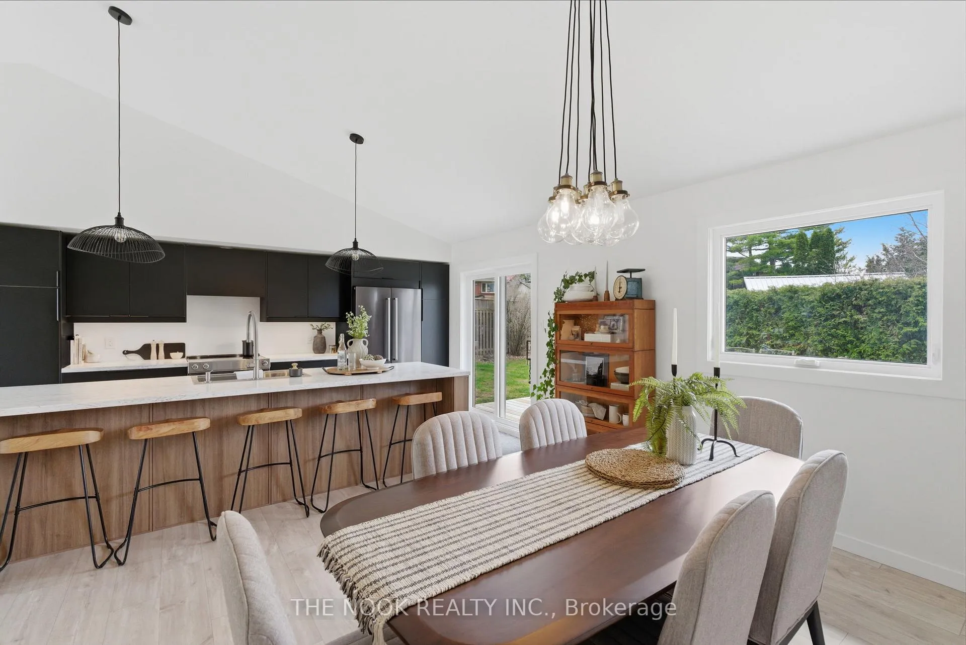 Photo 12 of 11 Lynn Crescent, Brock, Cannington — HOMEH