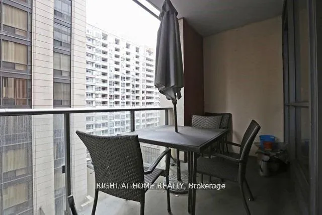 Photo 15 of Unit 607, 8 Mercer Street, Toronto, Waterfront Communities — HOMEH
