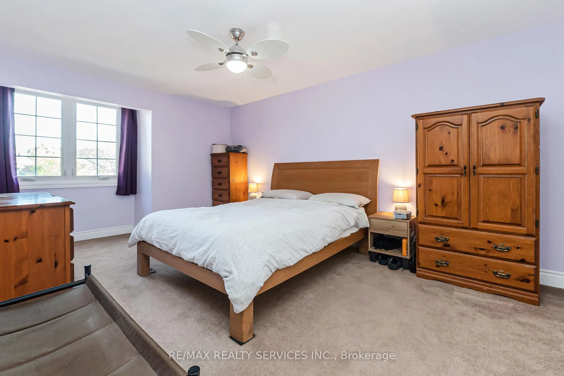 Photo 26 of 129 Salisbury Circle, Brampton, Brampton North — HOMEH