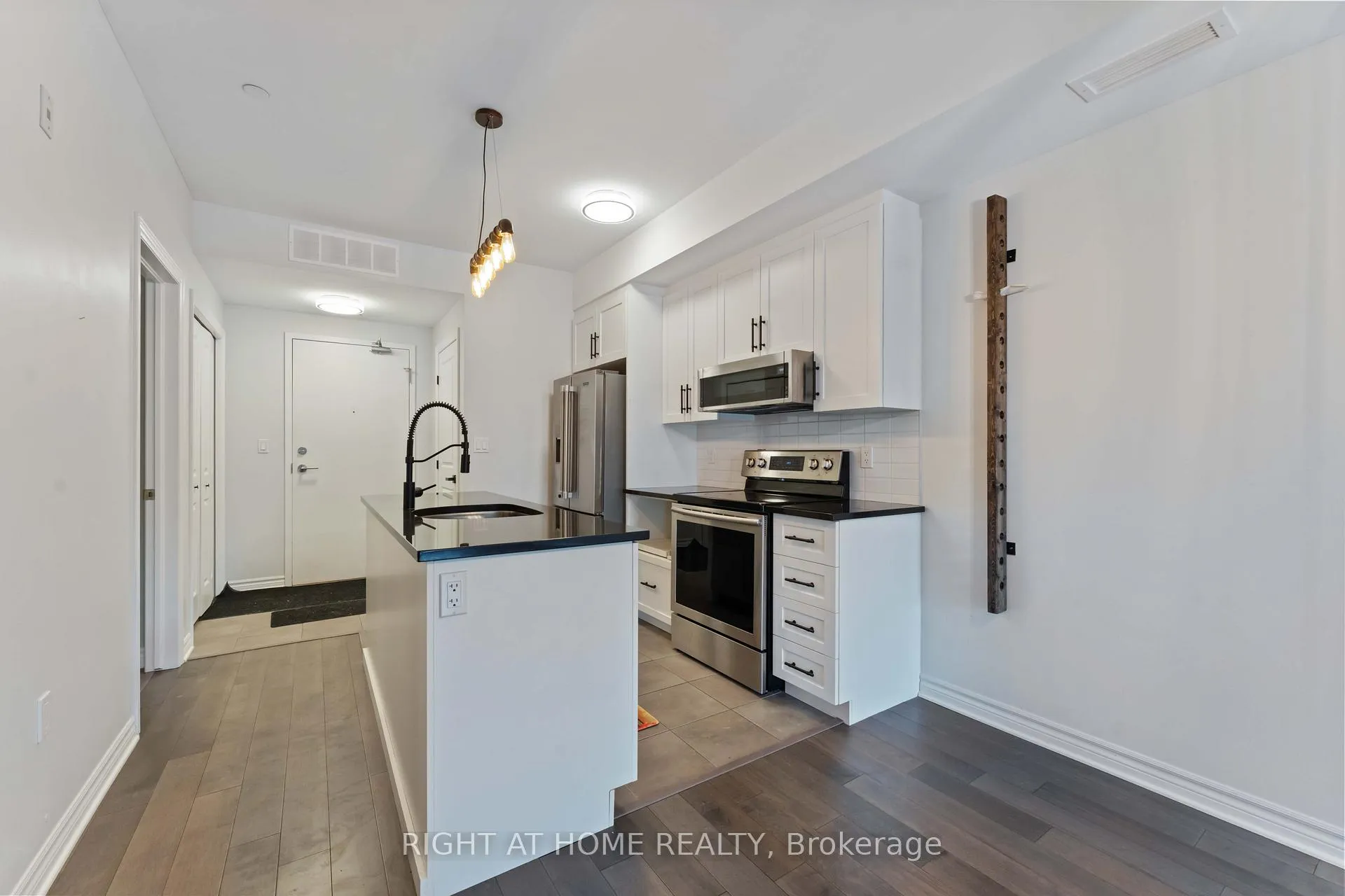 Photo 9 of Unit 210, 120 Prestige Circle, Ottawa, Chatelaine Village — HOMEH