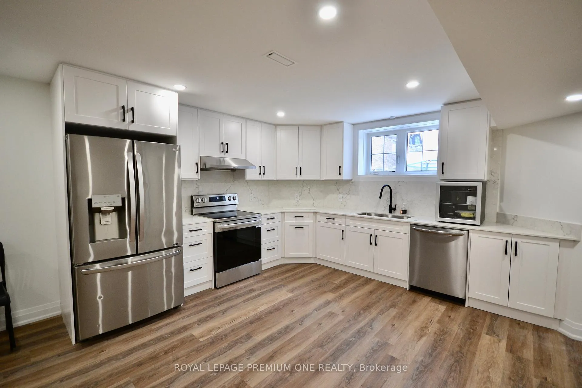 Photo 6 of Unit Lower, 5 Arctic Grail Road, Vaughan, Kleinburg — HOMEH