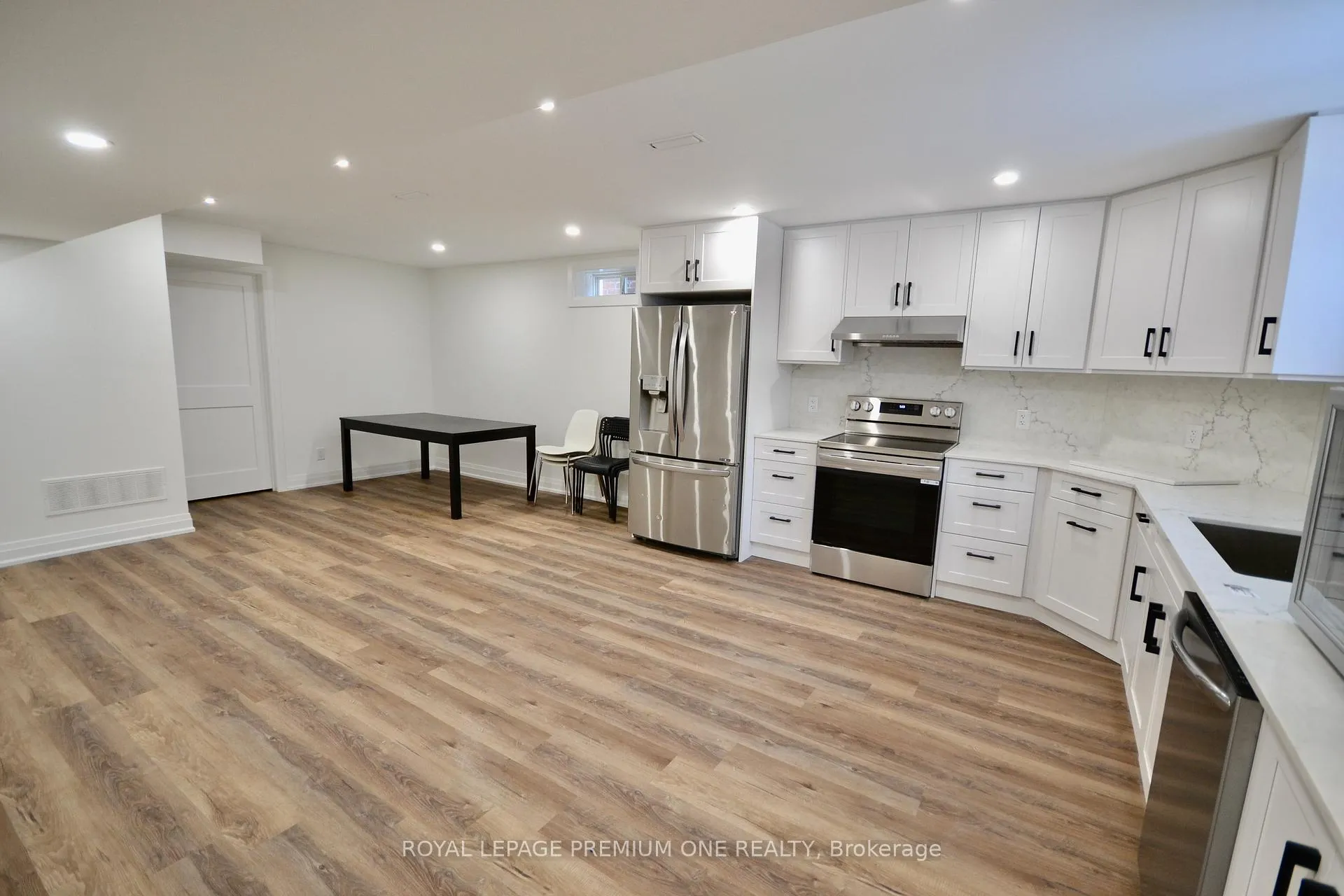 Photo 8 of Unit Lower, 5 Arctic Grail Road, Vaughan, Kleinburg — HOMEH