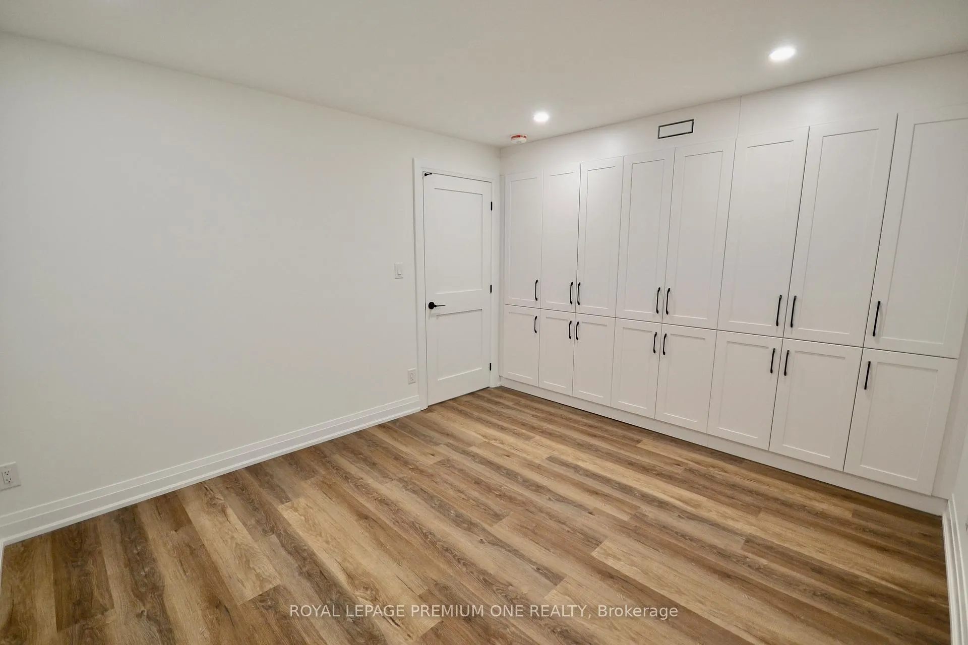 Photo 14 of Unit Lower, 5 Arctic Grail Road, Vaughan, Kleinburg — HOMEH