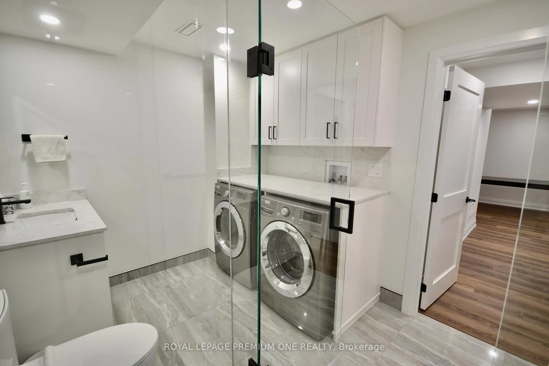 Photo 20 of Unit Lower, 5 Arctic Grail Road, Vaughan, Kleinburg — HOMEH
