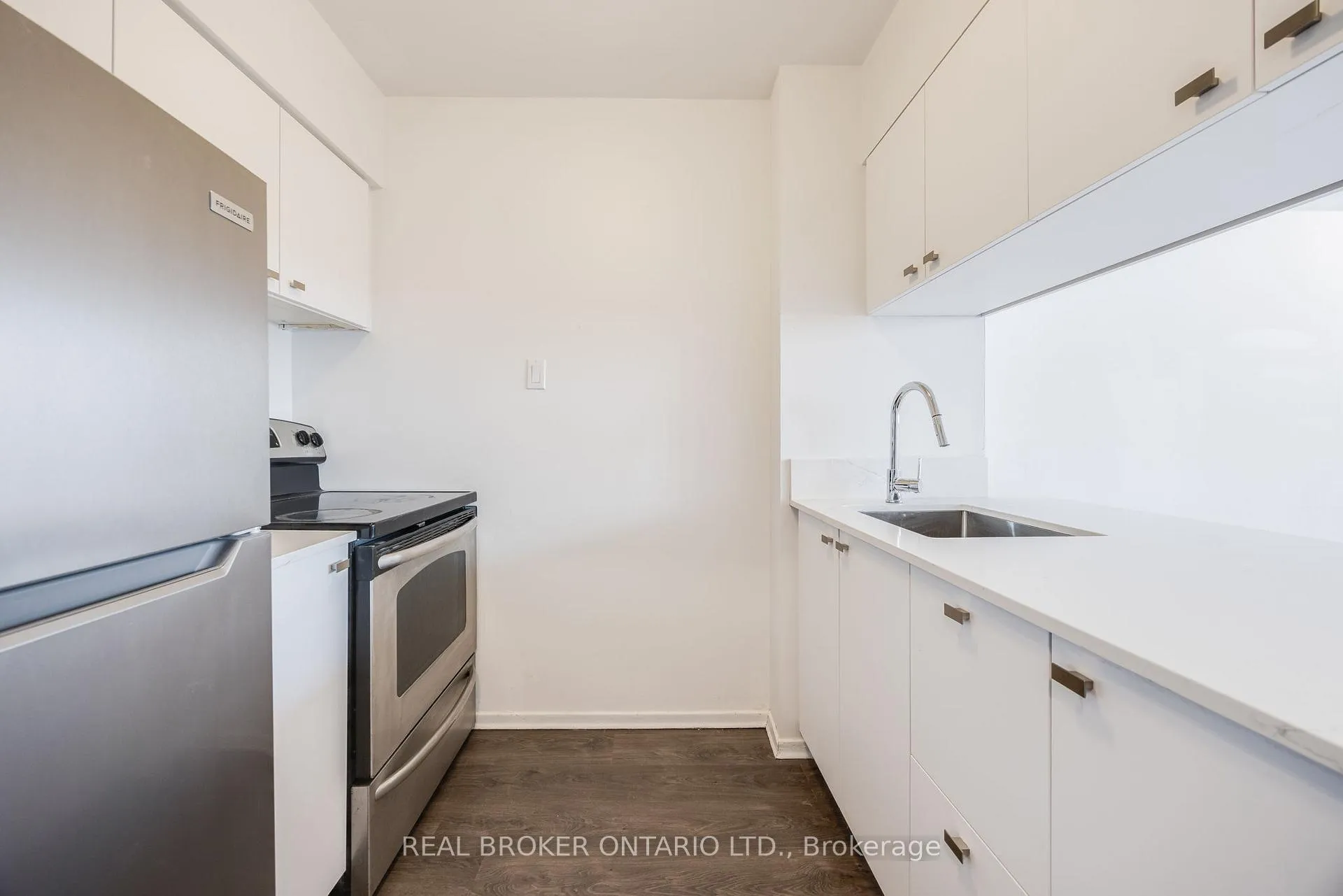 Photo 2 of Unit 708, 105 Mc Caul Street, Toronto, Kensington-Chinatown — HOMEH