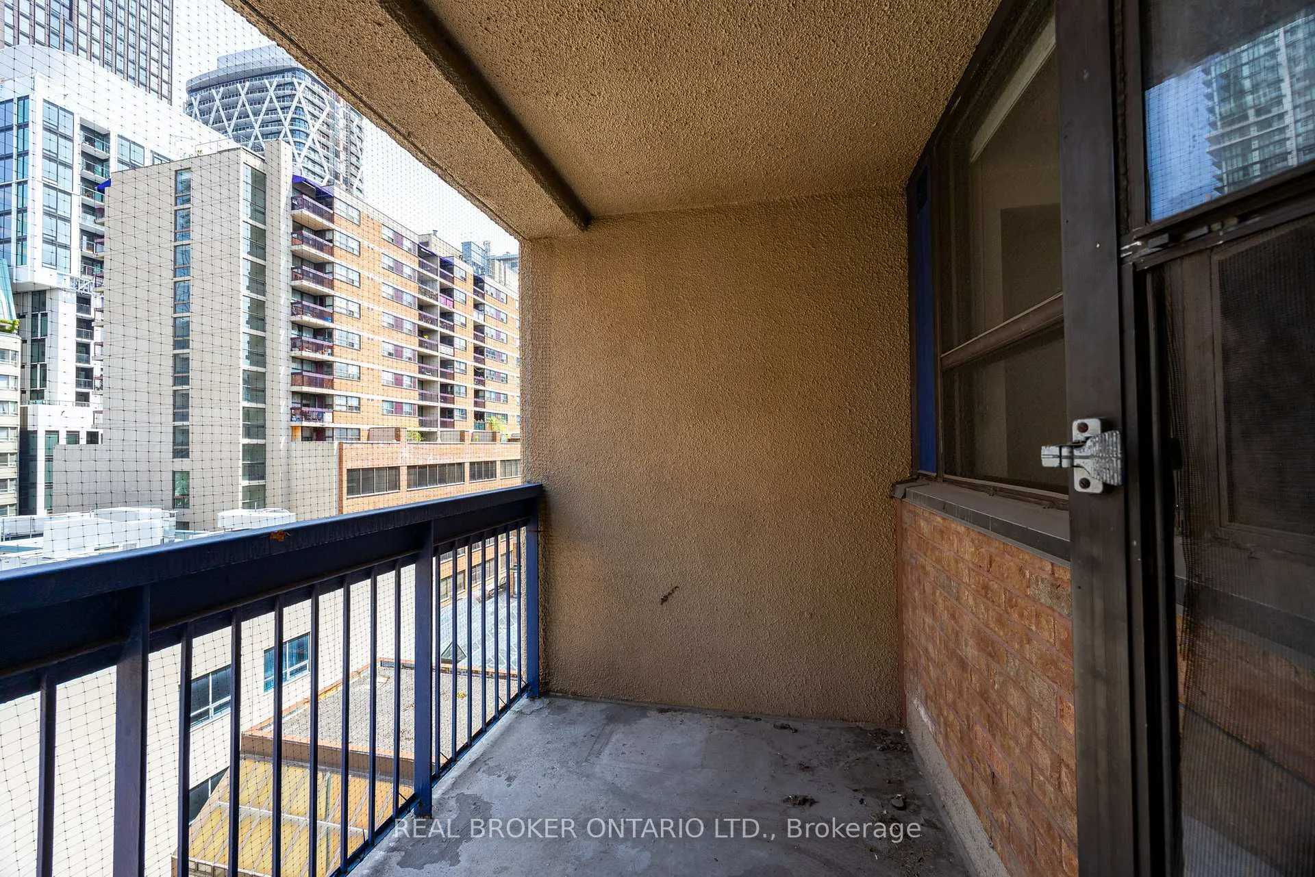 Photo 14 of Unit 708, 105 Mc Caul Street, Toronto, Kensington-Chinatown — HOMEH