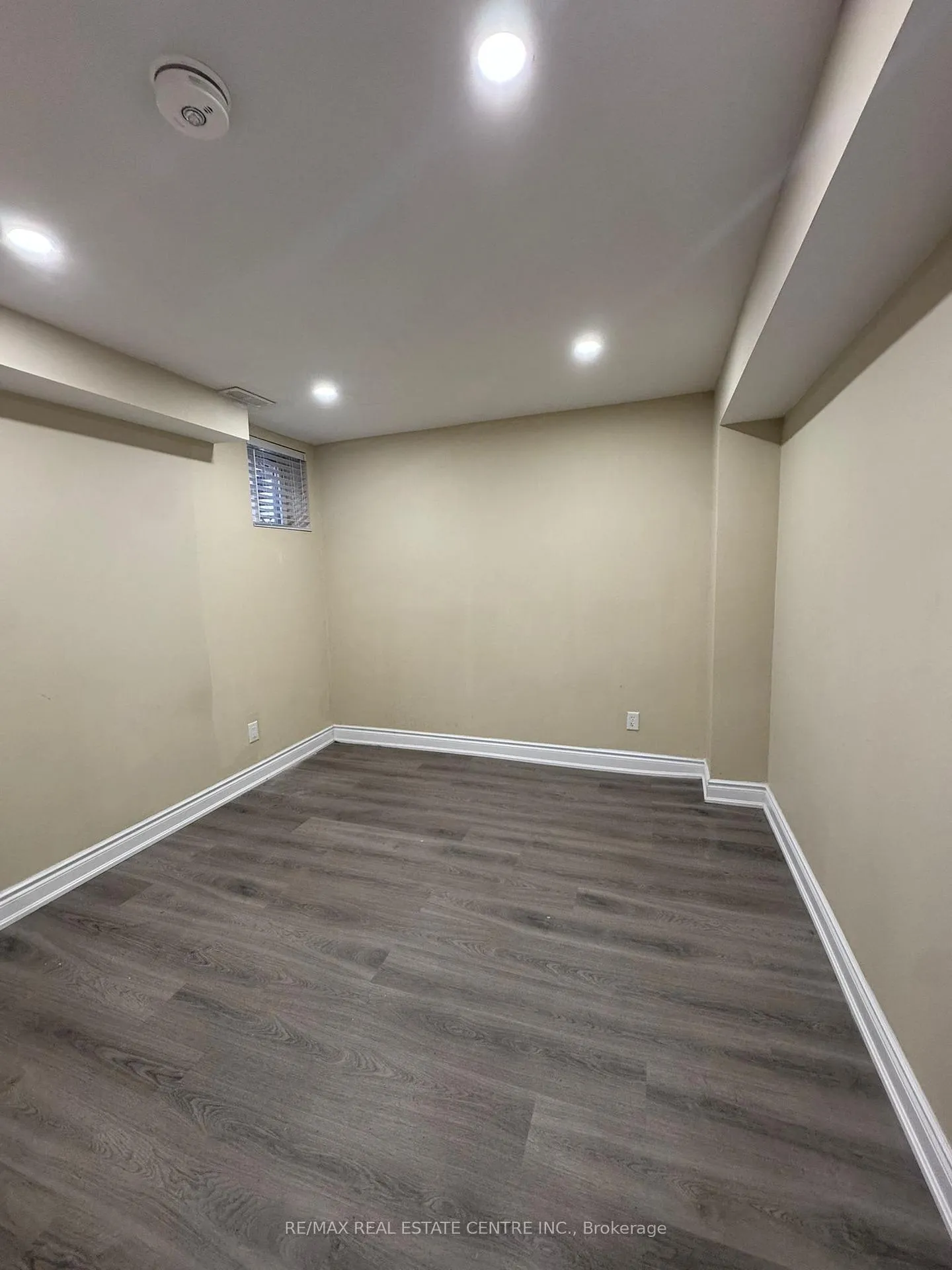 Photo 8 of Unit Basement, 140 Cadillac Crescent, Brampton, Fletcher's Meadow — HOMEH