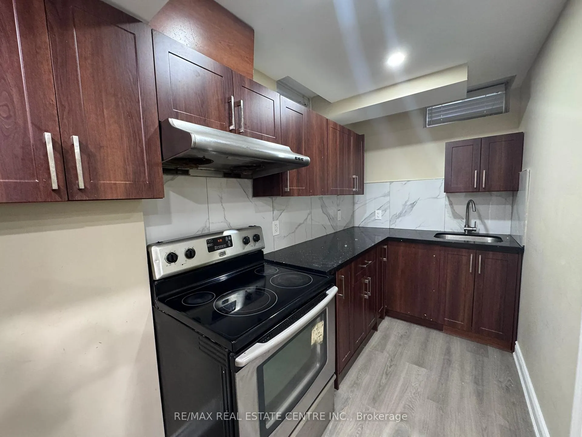 Photo 9 of Unit Basement, 140 Cadillac Crescent, Brampton, Fletcher's Meadow — HOMEH