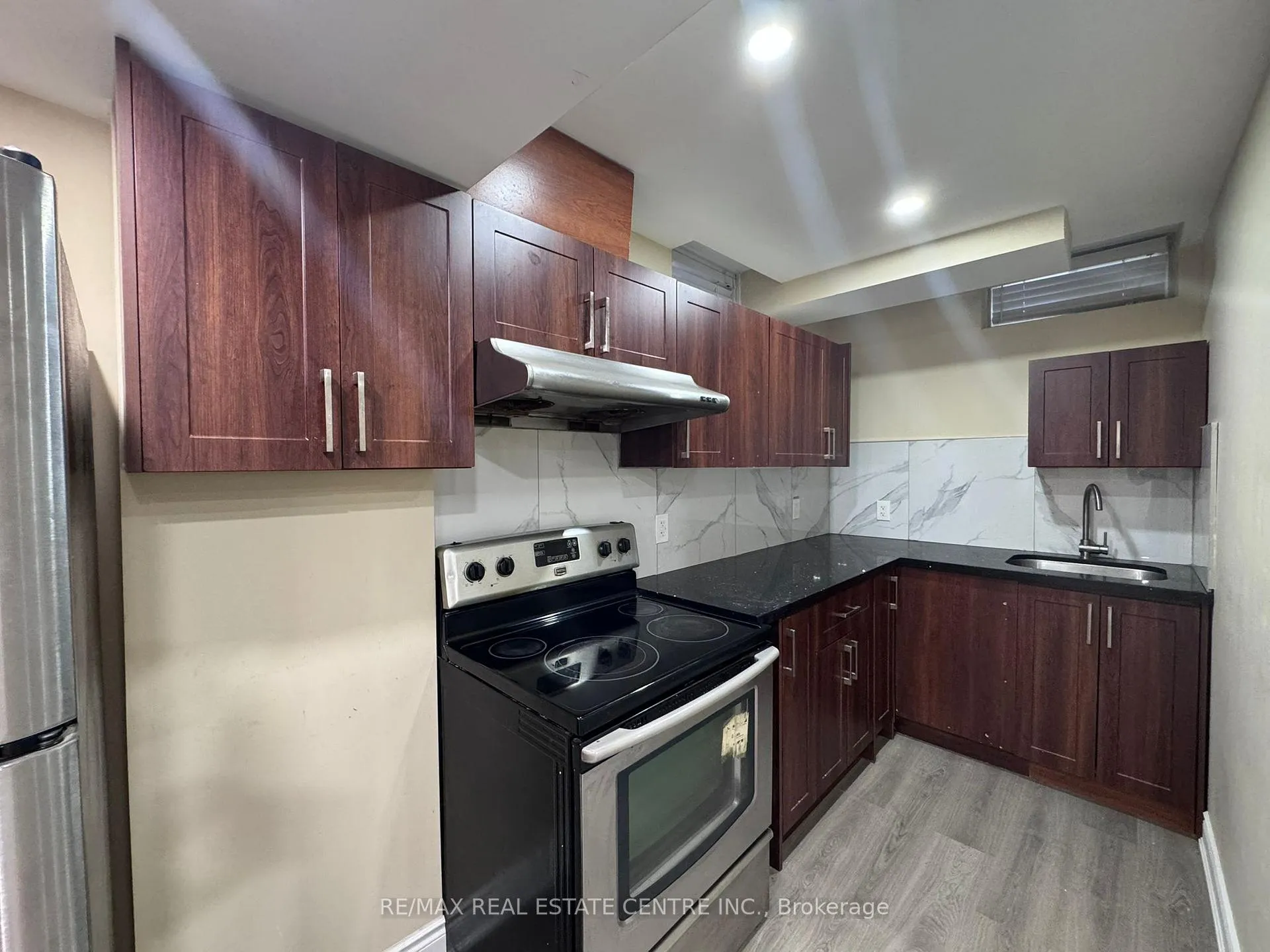 Photo 10 of Unit Basement, 140 Cadillac Crescent, Brampton, Fletcher's Meadow — HOMEH