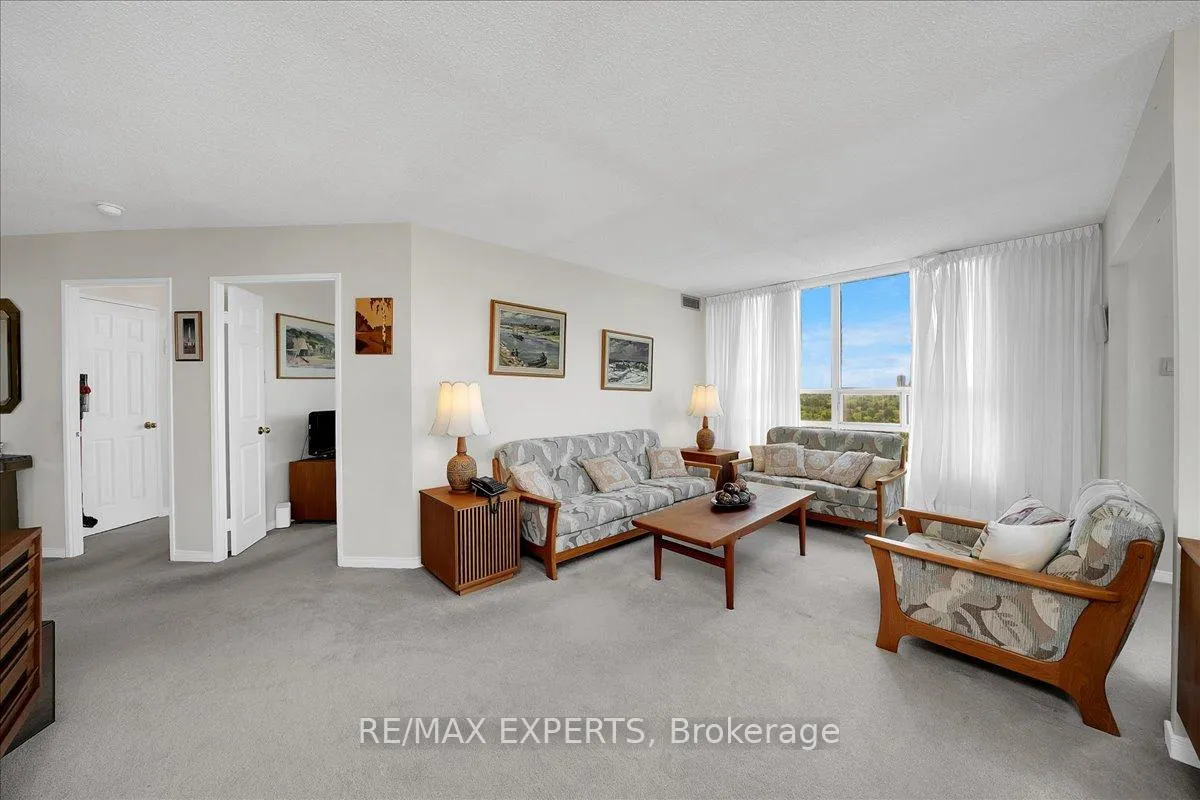 Photo 10 of Unit 1122, 7805 Bayview Avenue, Markham, Aileen-Willowbrook — HOMEH