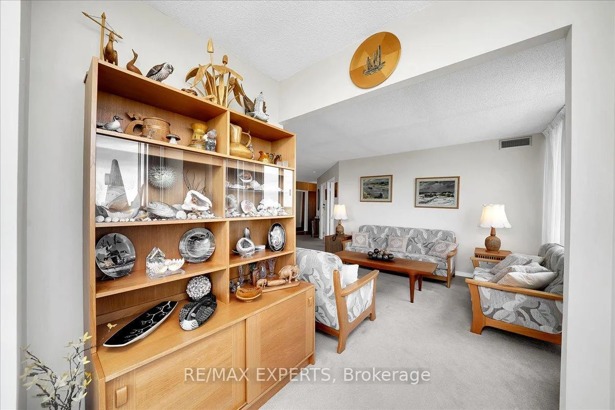 Photo 13 of Unit 1122, 7805 Bayview Avenue, Markham, Aileen-Willowbrook — HOMEH