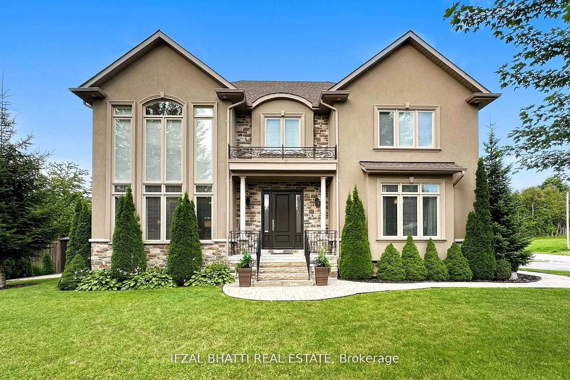 Photo 1 of 14 Glenview Road, Clarington, Courtice — HOMEH