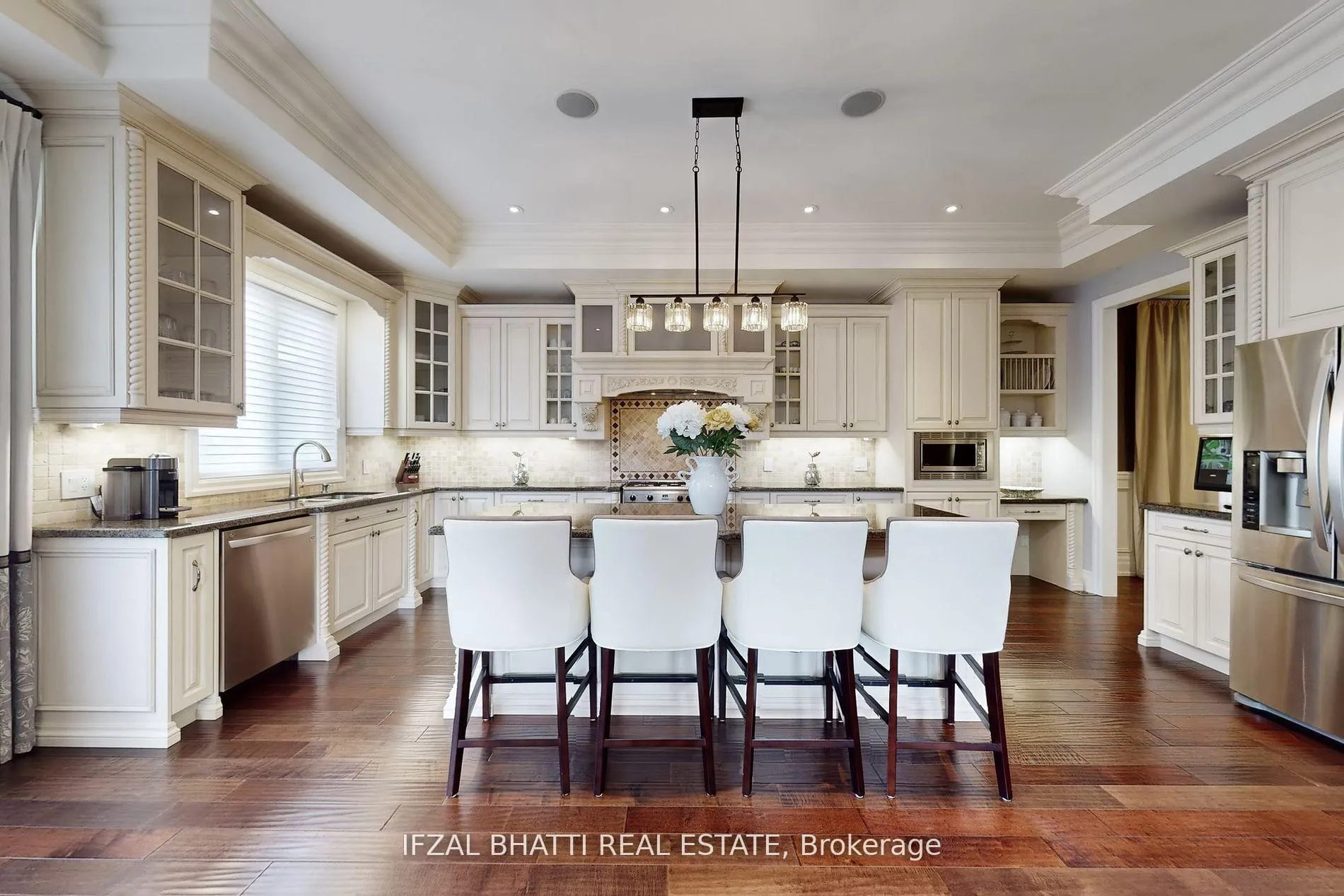 Photo 13 of 14 Glenview Road, Clarington, Courtice — HOMEH