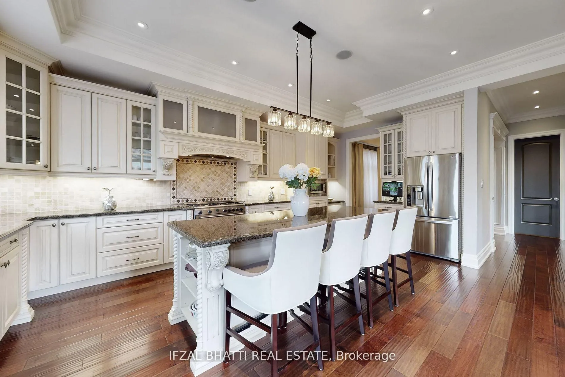 Photo 15 of 14 Glenview Road, Clarington, Courtice — HOMEH