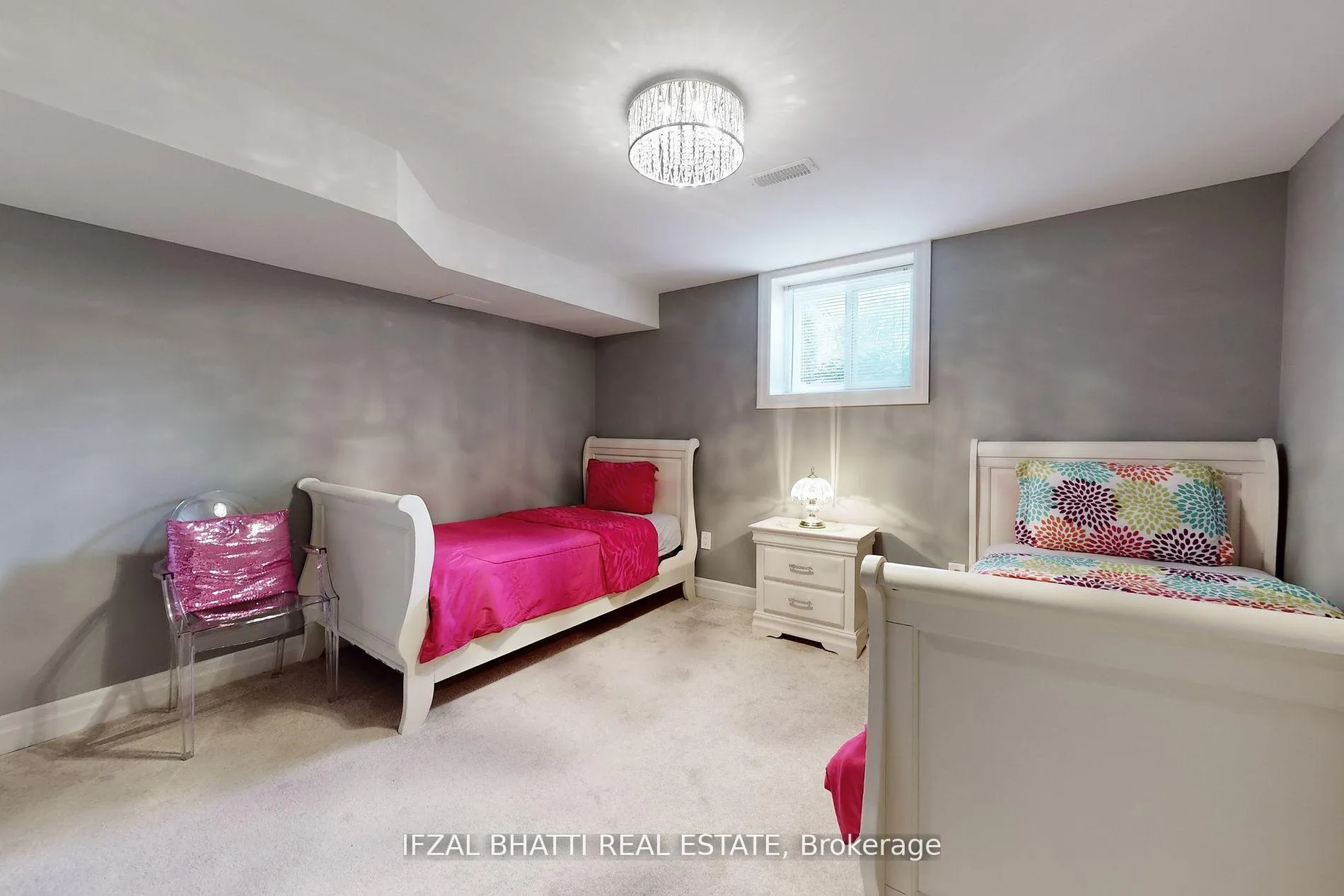 Photo 37 of 14 Glenview Road, Clarington, Courtice — HOMEH