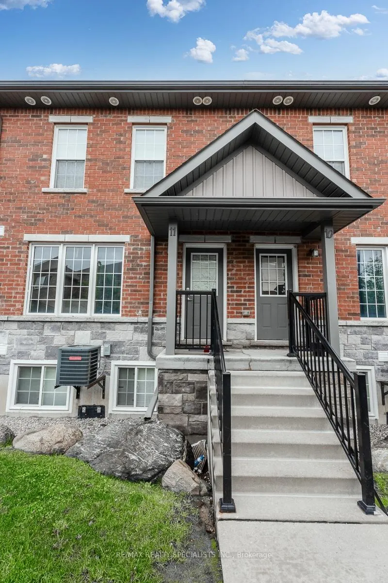 Photo 3 of Unit 11, 246 Penetanguishene Road, Barrie, Georgian Drive — HOMEH