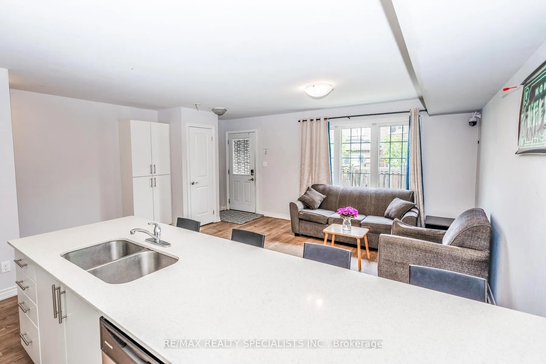 Photo 10 of Unit 11, 246 Penetanguishene Road, Barrie, Georgian Drive — HOMEH