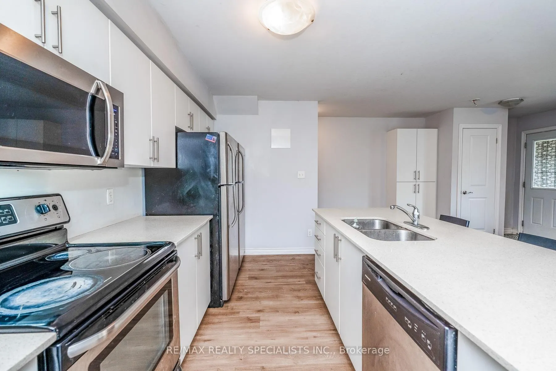 Photo 14 of Unit 11, 246 Penetanguishene Road, Barrie, Georgian Drive — HOMEH