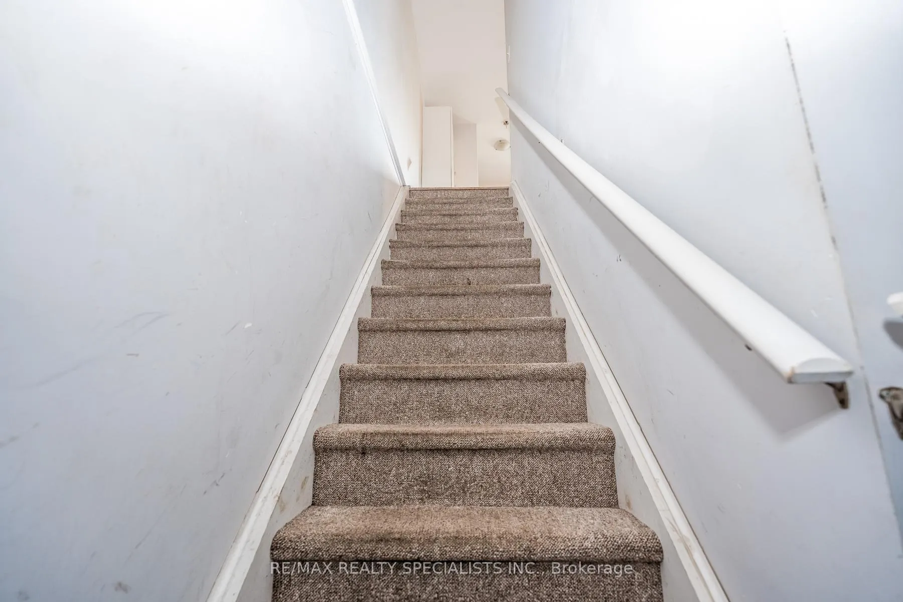Photo 24 of Unit 11, 246 Penetanguishene Road, Barrie, Georgian Drive — HOMEH