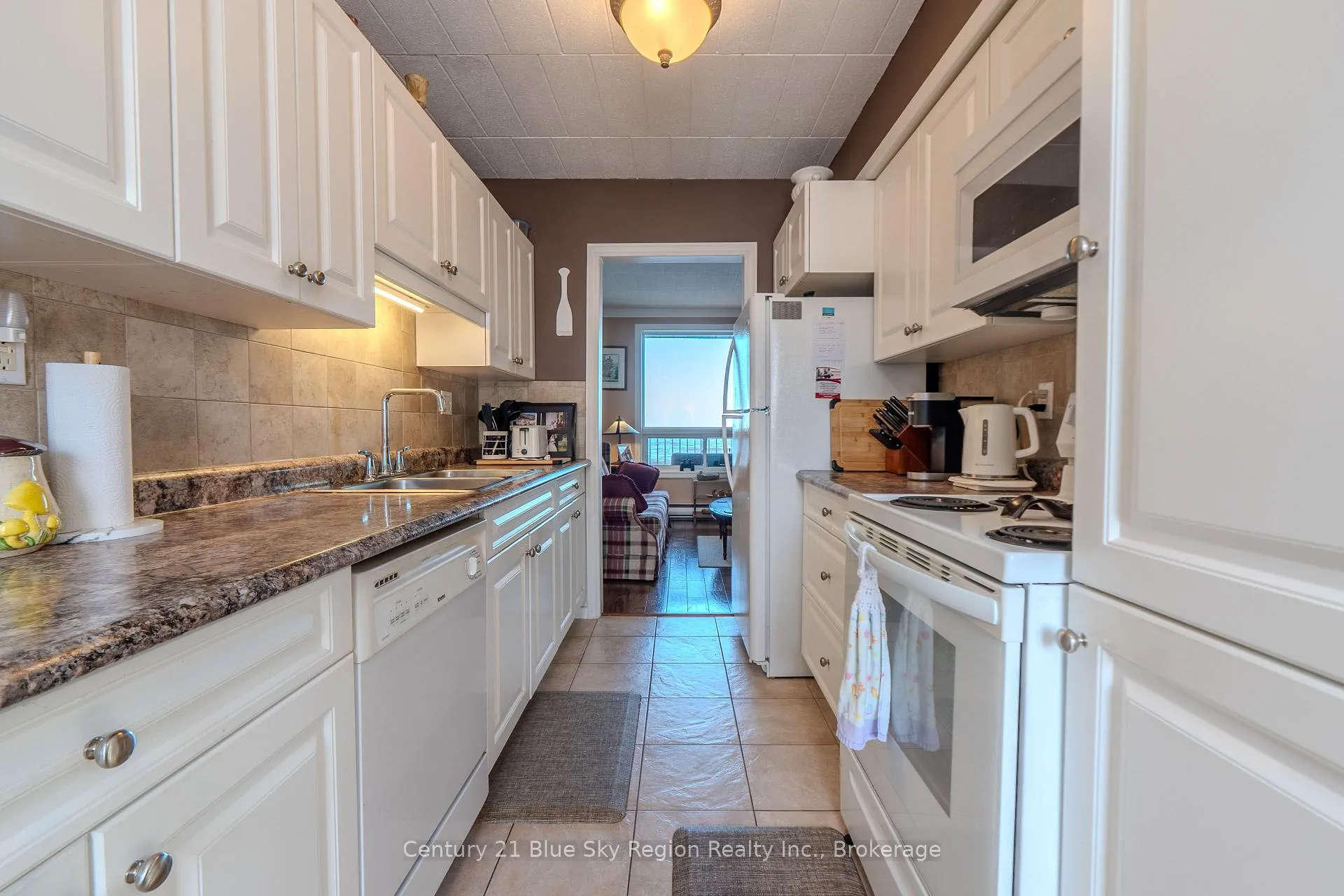 Photo 8 of Unit 8, 1205 Premier Road, North Bay, Ferris — HOMEH