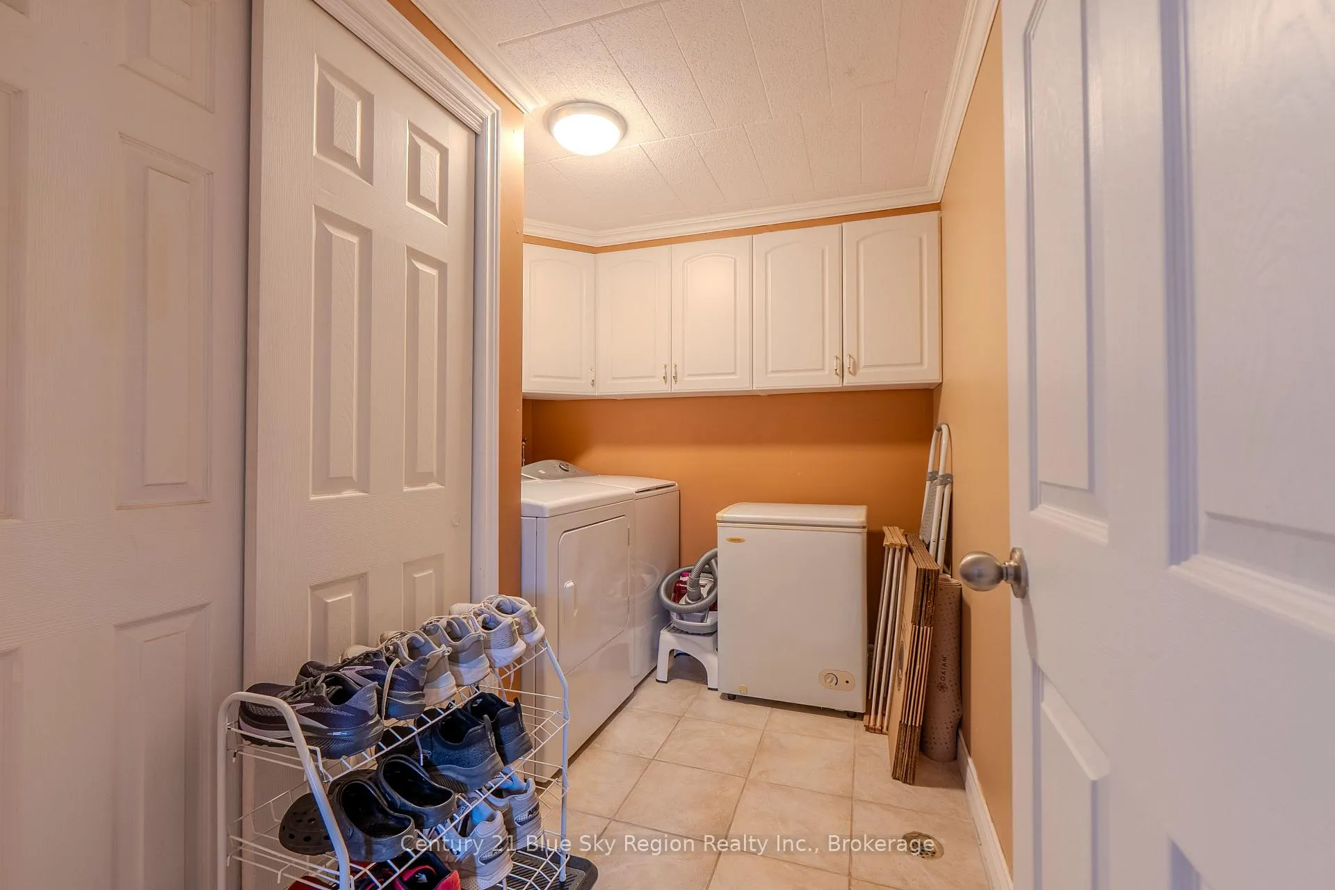Photo 32 of Unit 8, 1205 Premier Road, North Bay, Ferris — HOMEH