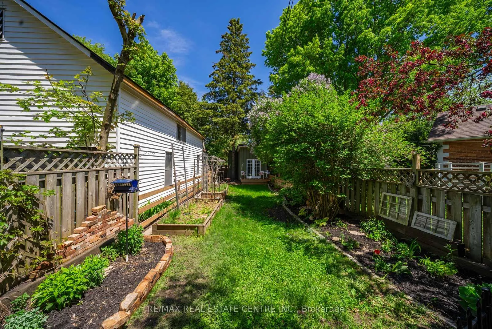 Photo 47 of 61 Mill Street, Orangeville — HOMEH