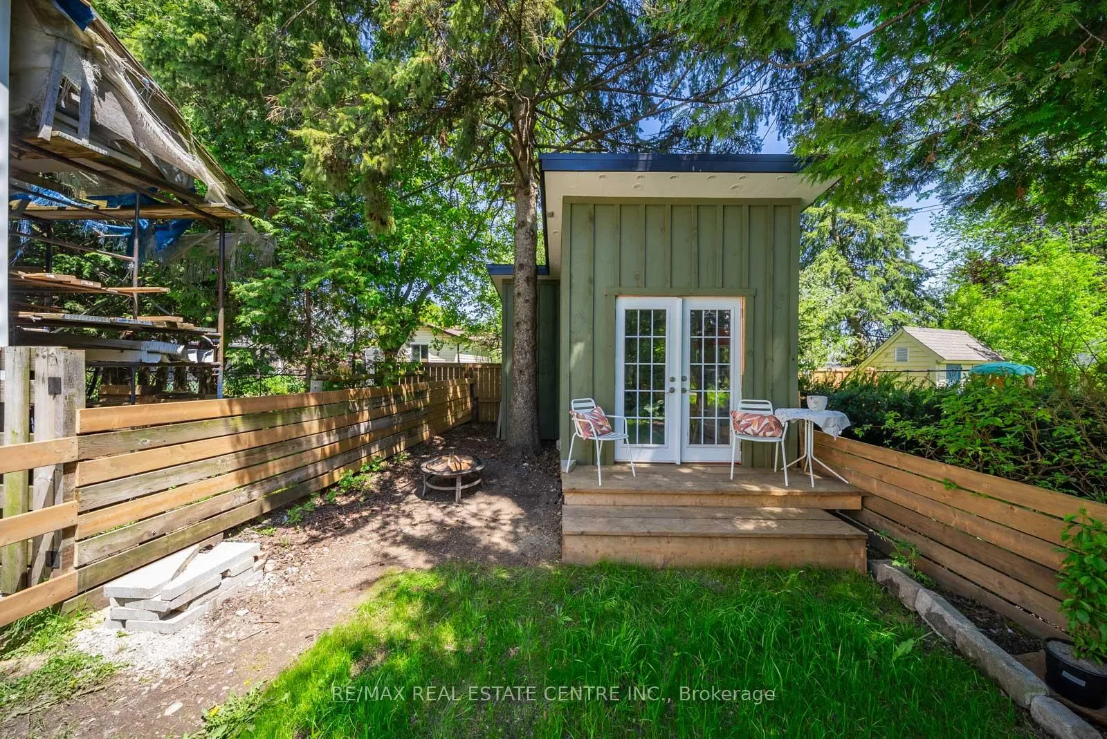 Photo 48 of 61 Mill Street, Orangeville — HOMEH