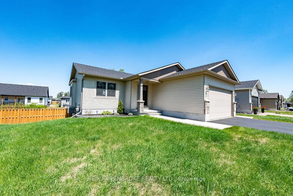 Photo 1 of 46 Dustin Drive, Petawawa — HOMEH