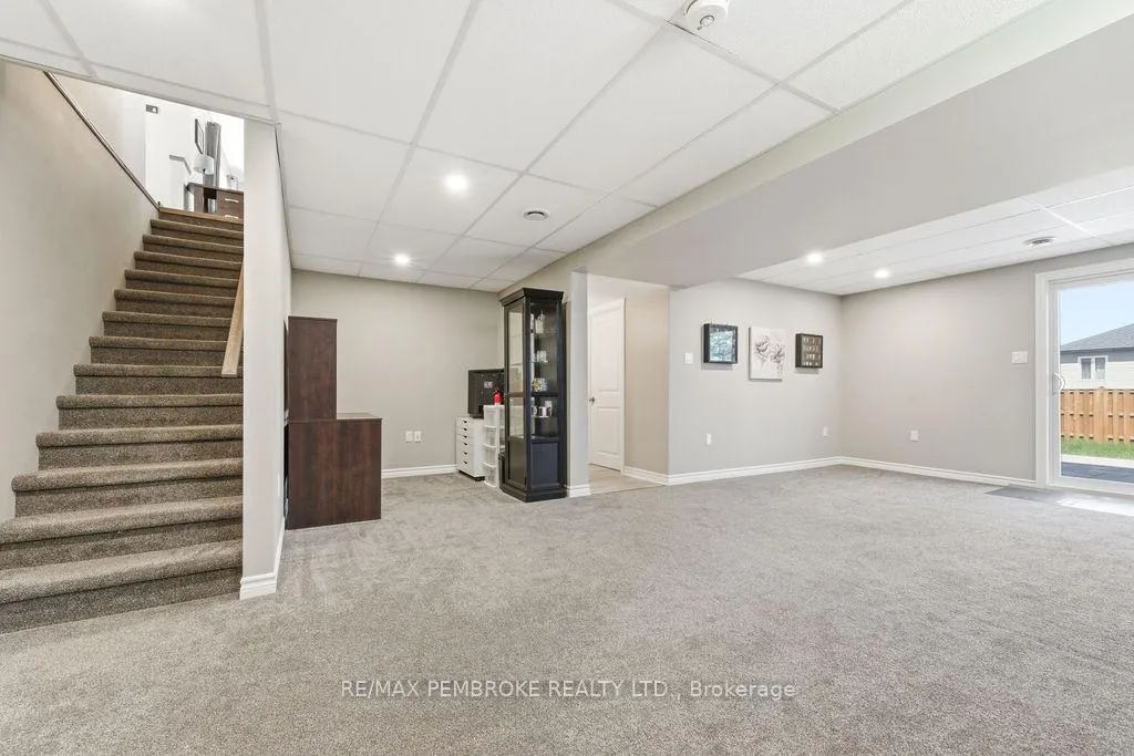Photo 28 of 46 Dustin Drive, Petawawa — HOMEH