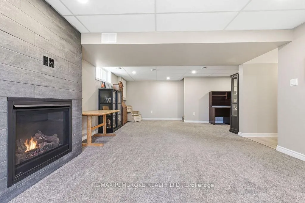 Photo 29 of 46 Dustin Drive, Petawawa — HOMEH
