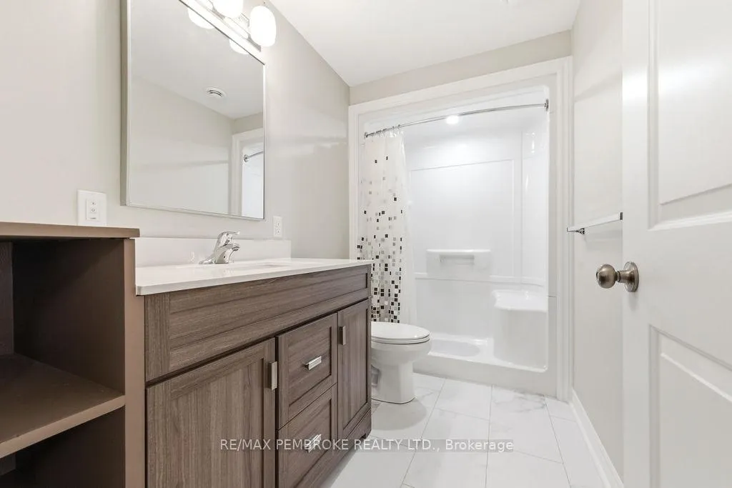Photo 32 of 46 Dustin Drive, Petawawa — HOMEH