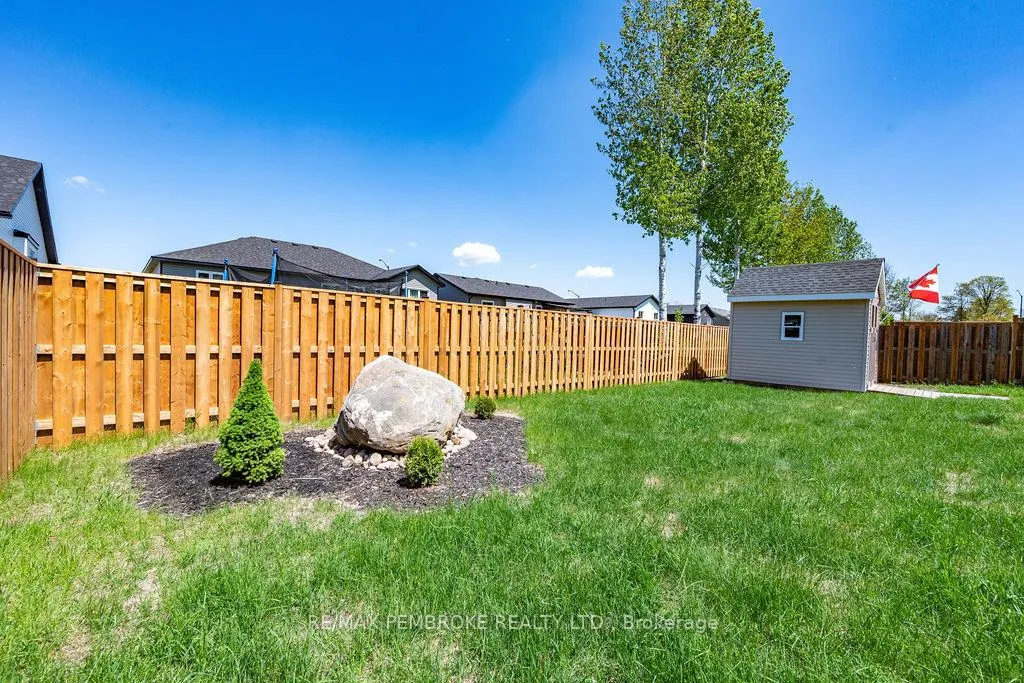 Photo 41 of 46 Dustin Drive, Petawawa — HOMEH