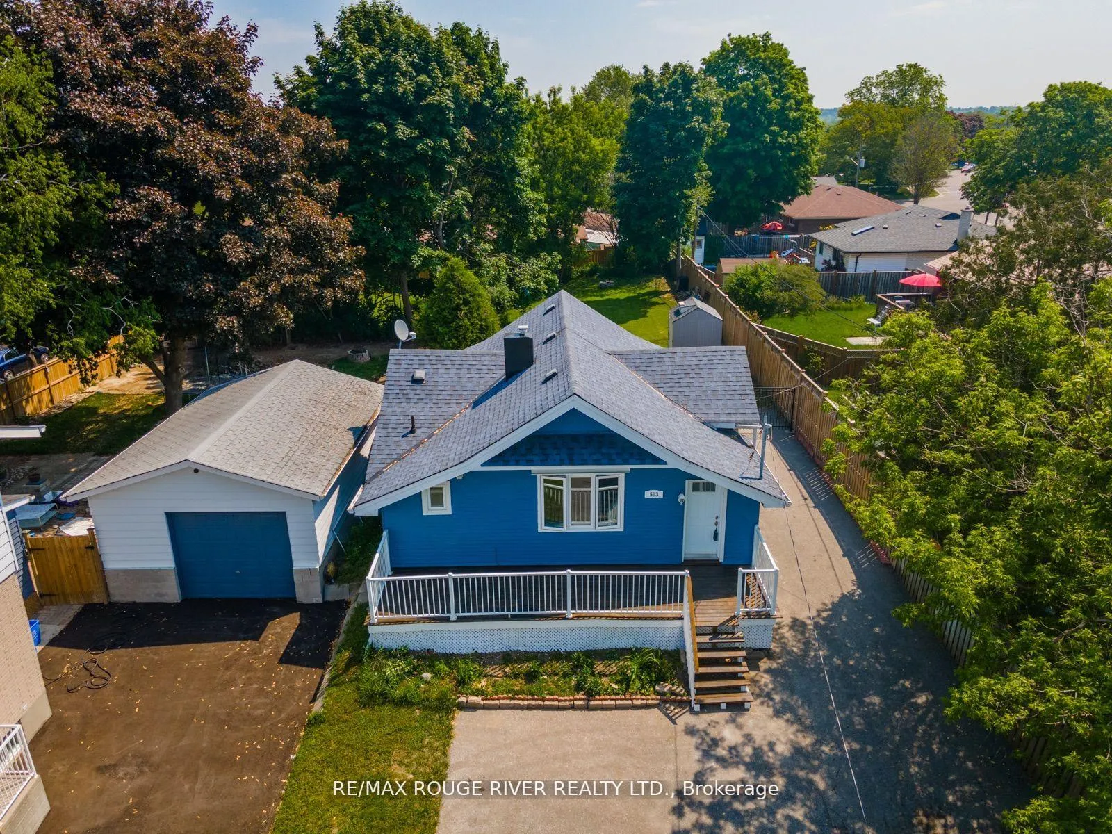 Photo 2 of 513 Ritson Road N, Oshawa, O'Neill — HOMEH