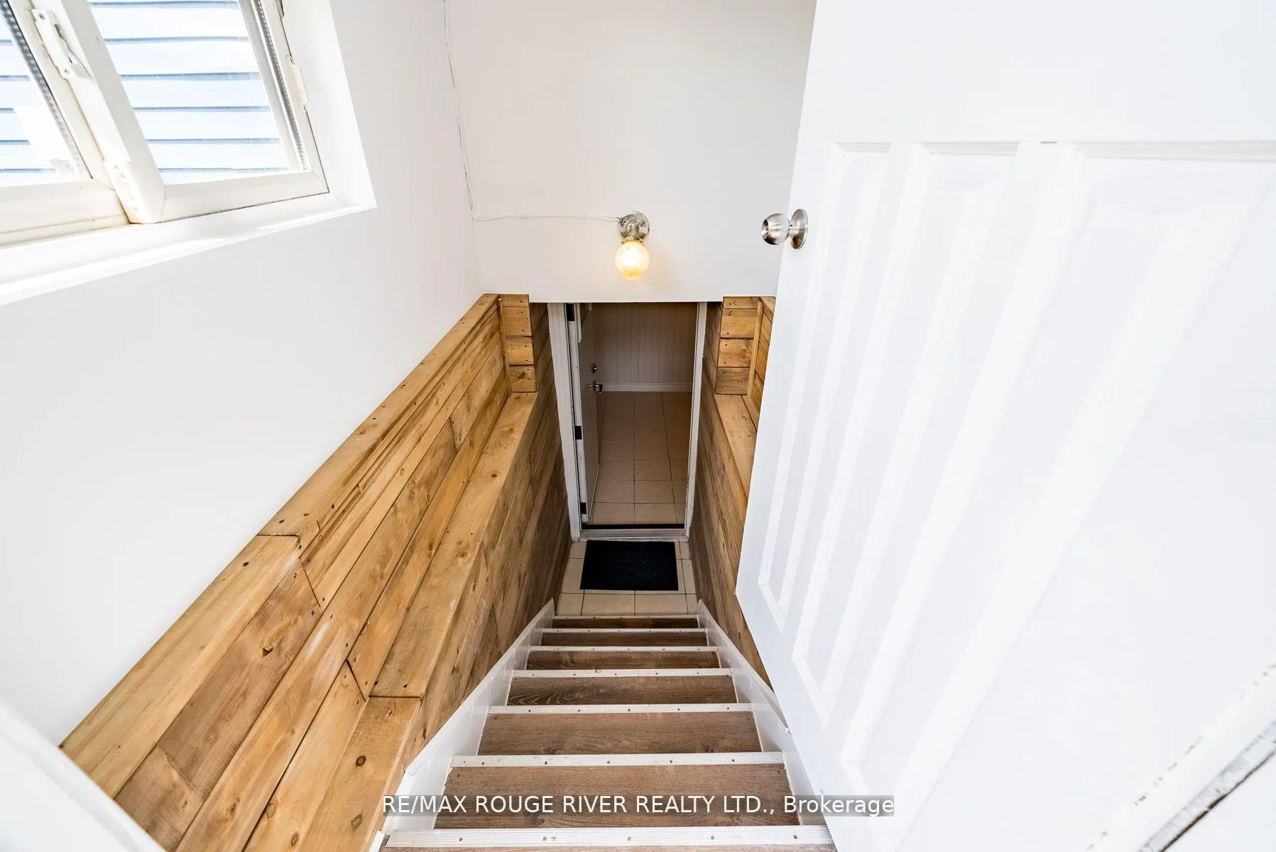 Photo 18 of 513 Ritson Road N, Oshawa, O'Neill — HOMEH