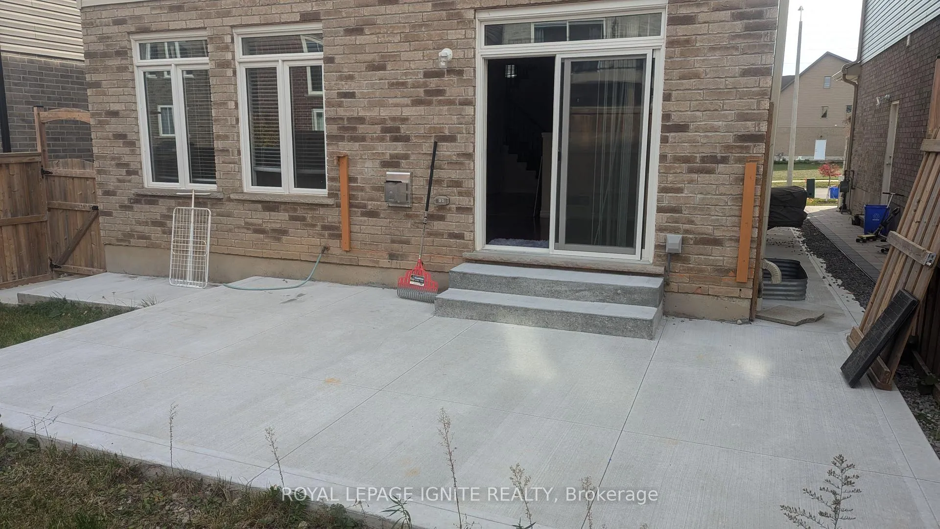 Photo 35 of 270 Sweet Gale Street, Waterloo, Vista Hills — HOMEH