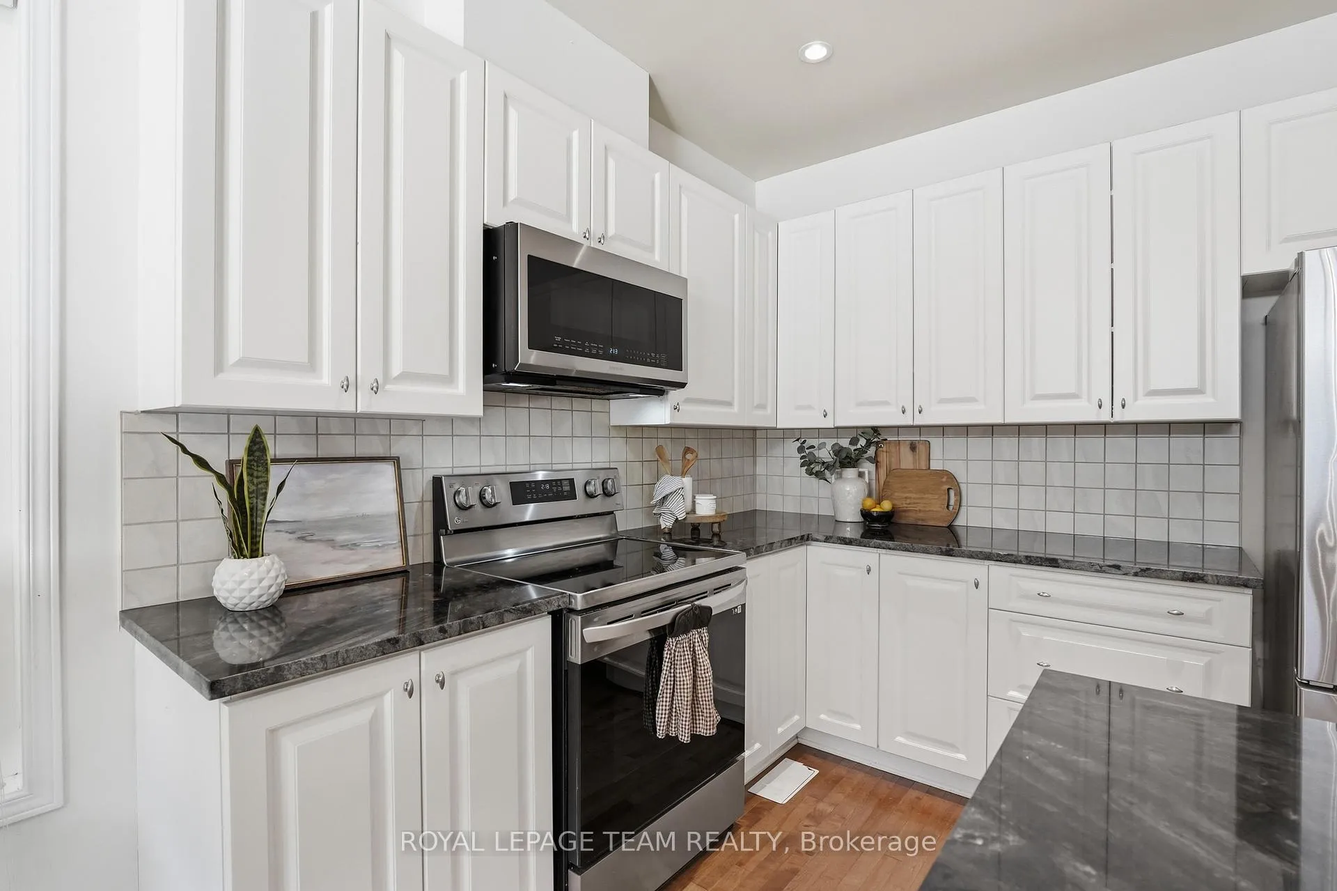 Photo 25 of 110 West Ridge Drive, Ottawa, Stittsville (Central) — HOMEH