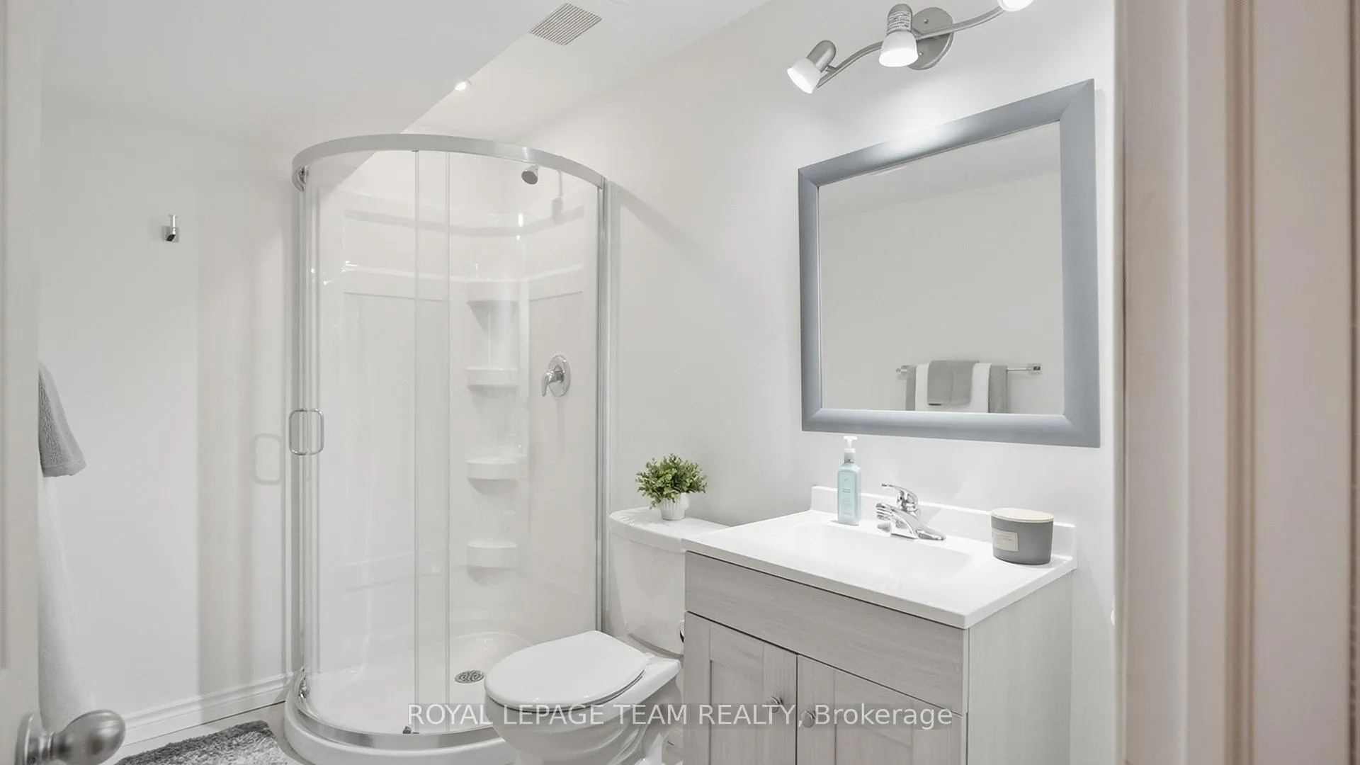 Photo 43 of 110 West Ridge Drive, Ottawa, Stittsville (Central) — HOMEH