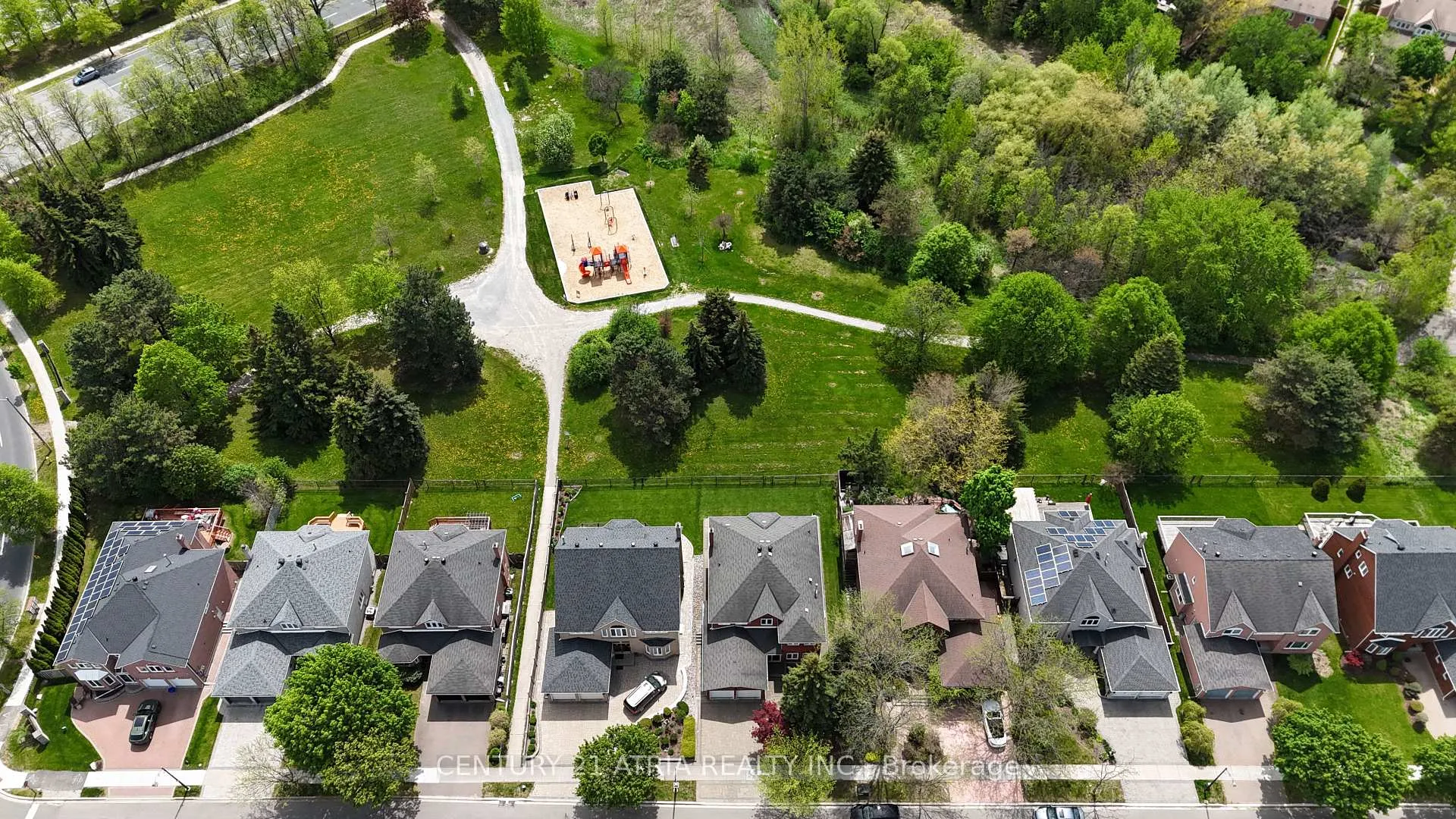 Photo 49 of 10 Morrison Crescent, Markham, Buttonville — HOMEH