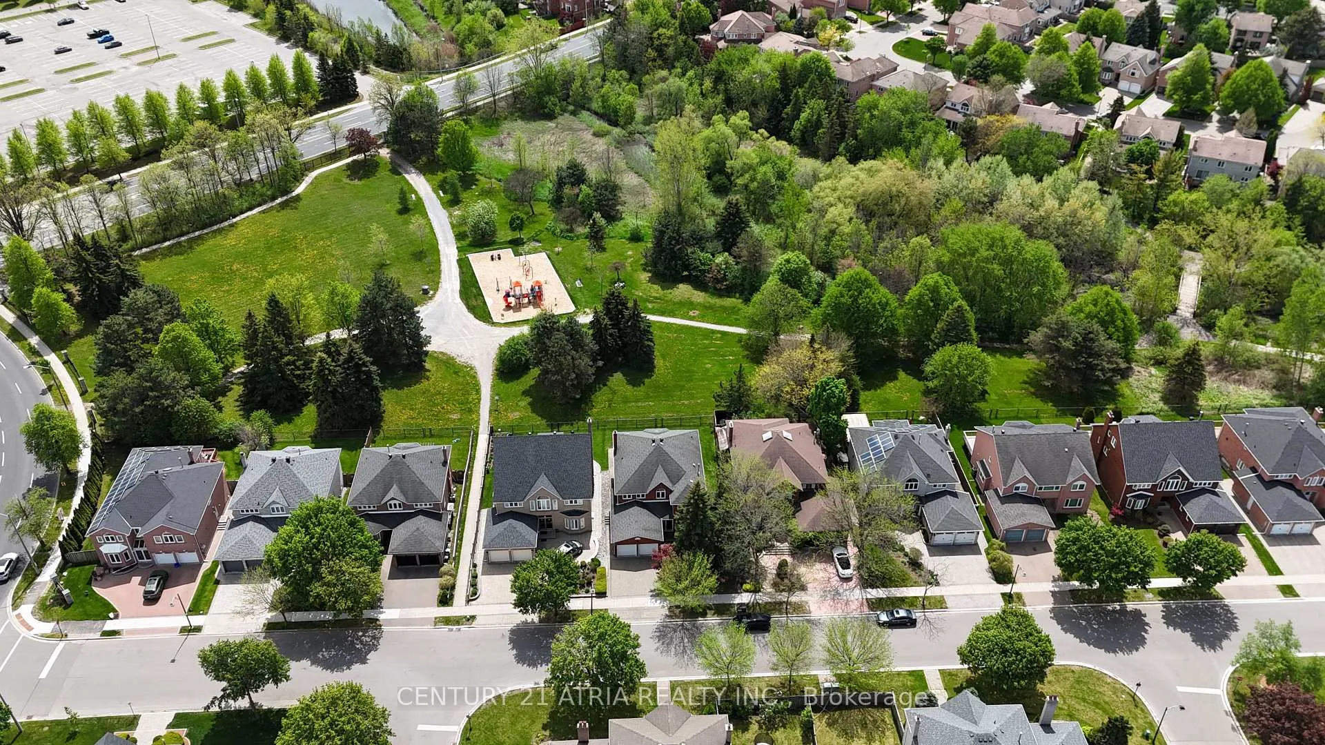 Photo 50 of 10 Morrison Crescent, Markham, Buttonville — HOMEH