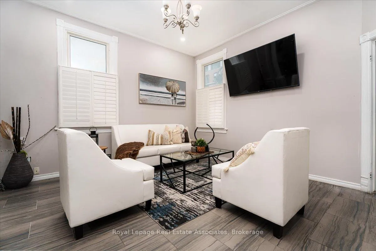Photo 10 of 123 Market Street, Hamilton, Central — HOMEH