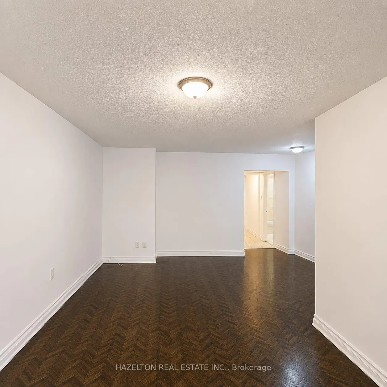 Photo 3 of Unit B1, 4 Sherbourne Street N, Toronto, Rosedale-Moore Park — HOMEH