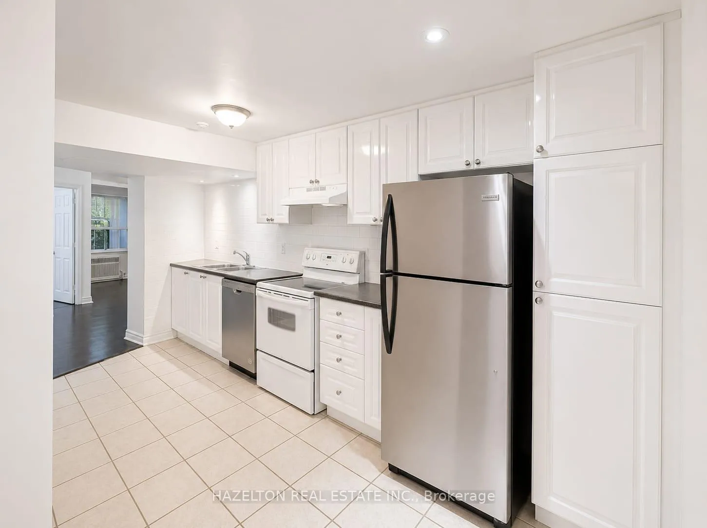 Photo 6 of Unit B1, 4 Sherbourne Street N, Toronto, Rosedale-Moore Park — HOMEH